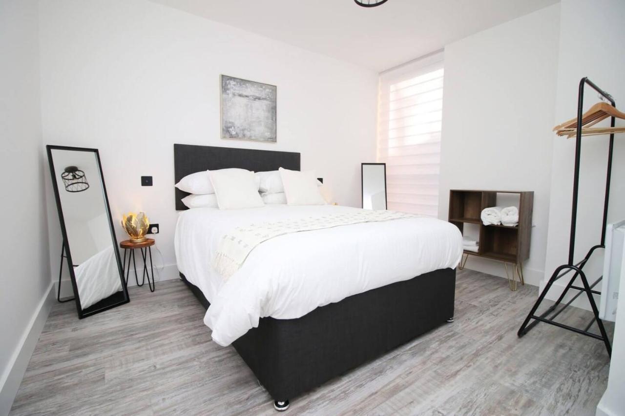 Kingsbridge Point - Cosy One Bed Apartments Near Town Centre, Swindon Esterno foto