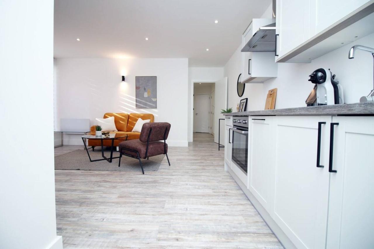 Kingsbridge Point - Cosy One Bed Apartments Near Town Centre, Swindon Esterno foto