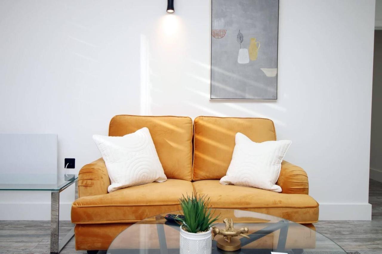 Kingsbridge Point - Cosy One Bed Apartments Near Town Centre, Swindon Esterno foto