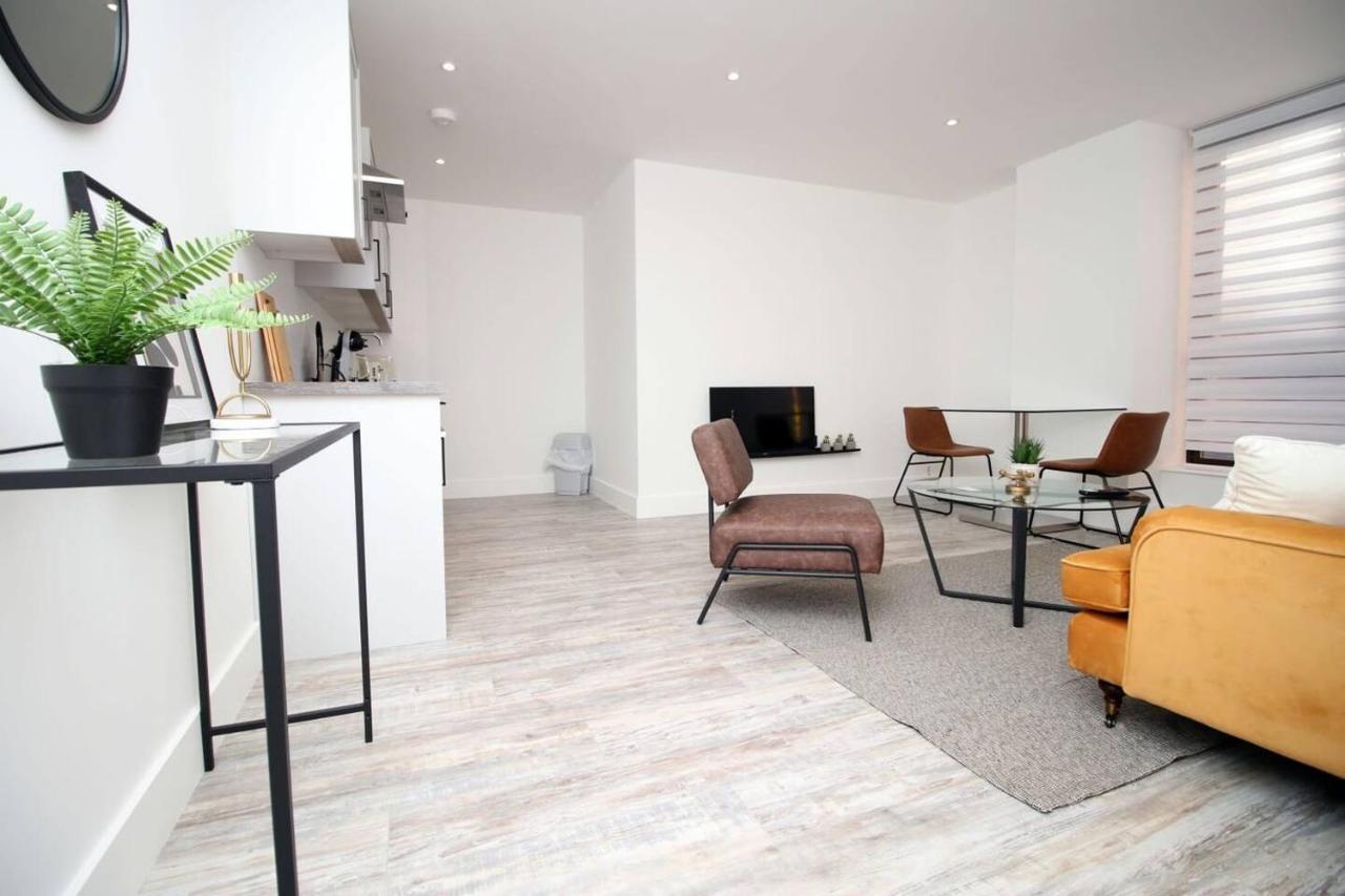 Kingsbridge Point - Cosy One Bed Apartments Near Town Centre, Swindon Esterno foto