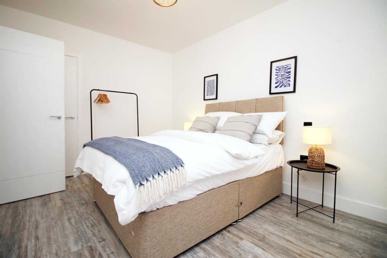Kingsbridge Point - Cosy One Bed Apartments Near Town Centre, Swindon Esterno foto