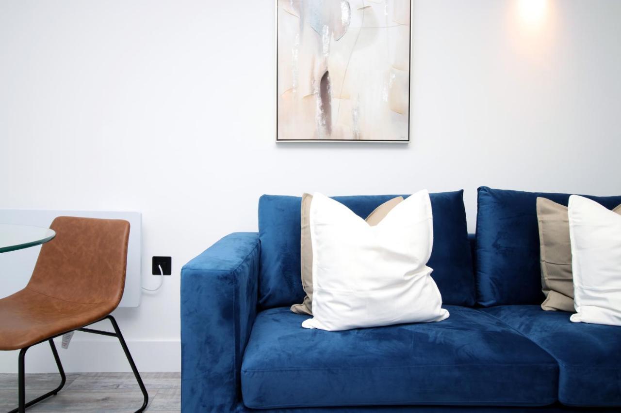 Kingsbridge Point - Cosy One Bed Apartments Near Town Centre, Swindon Esterno foto