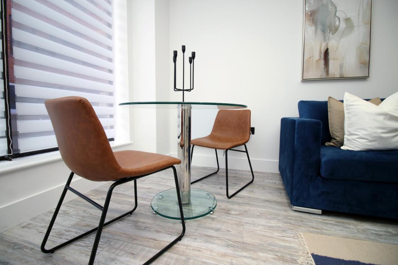 Kingsbridge Point - Cosy One Bed Apartments Near Town Centre, Swindon Esterno foto