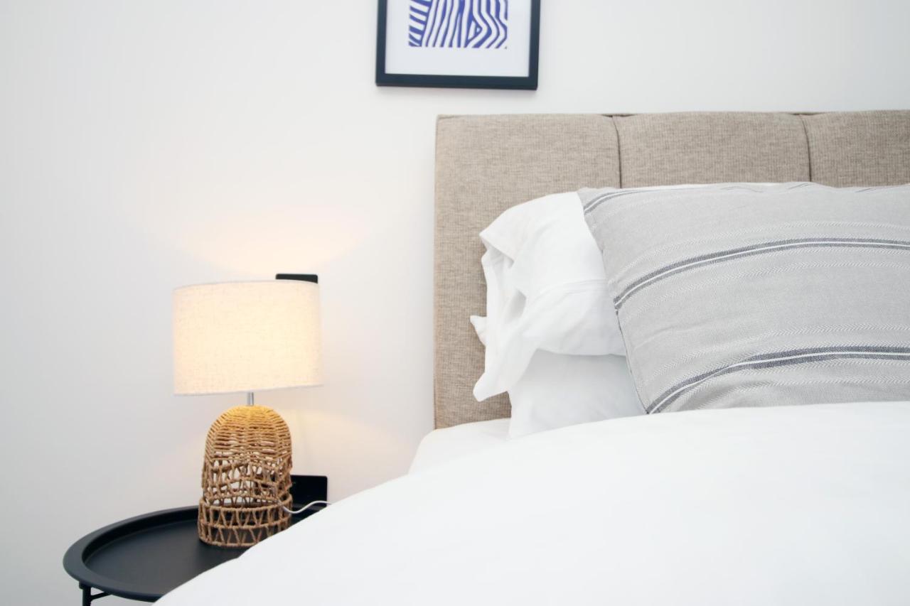 Kingsbridge Point - Cosy One Bed Apartments Near Town Centre, Swindon Esterno foto