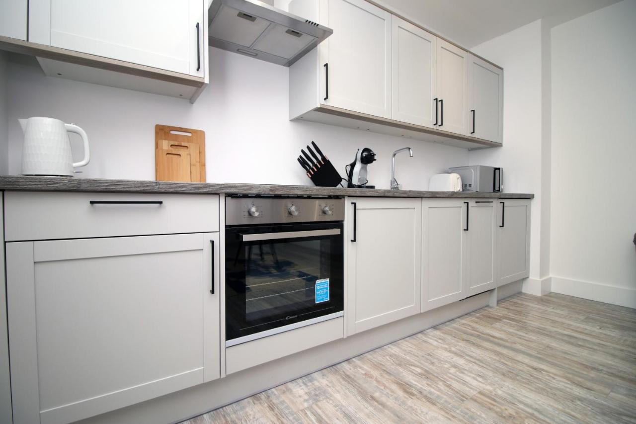 Kingsbridge Point - Cosy One Bed Apartments Near Town Centre, Swindon Esterno foto